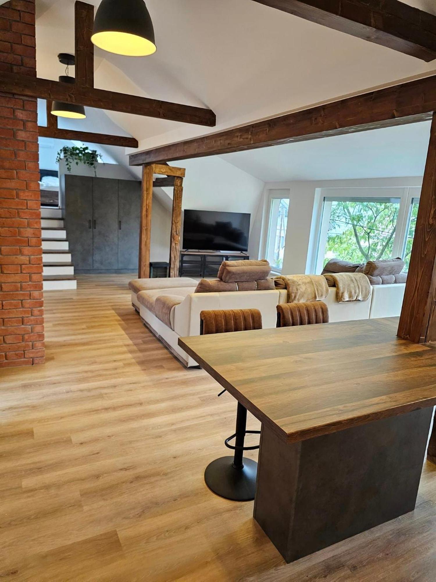 MosonmagyaróvárMi Casa Rusticaアパートメント エクステリア 写真
